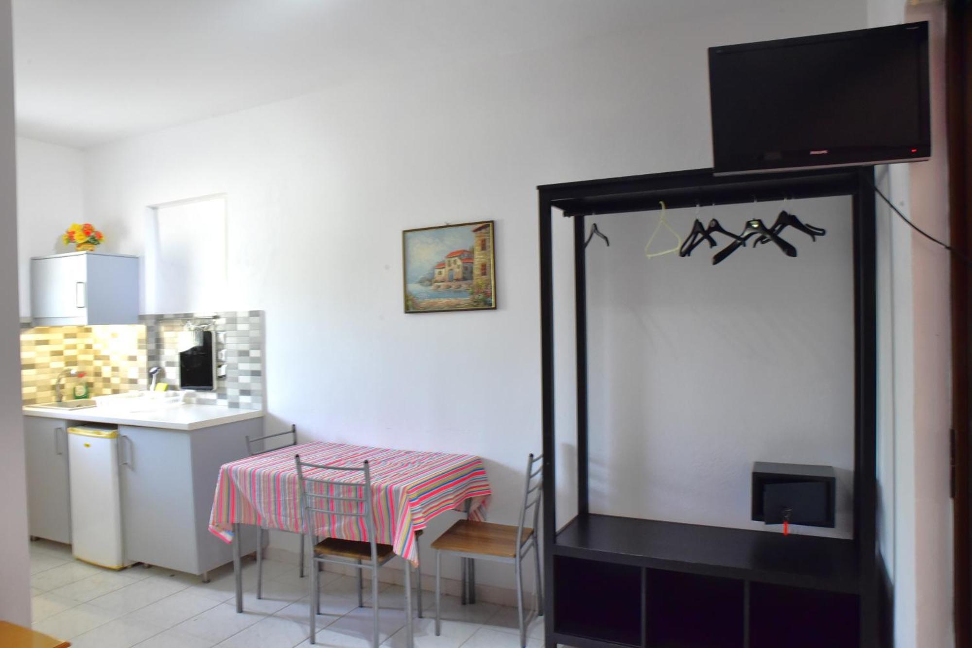Roseberry Studios Faliraki Luaran gambar