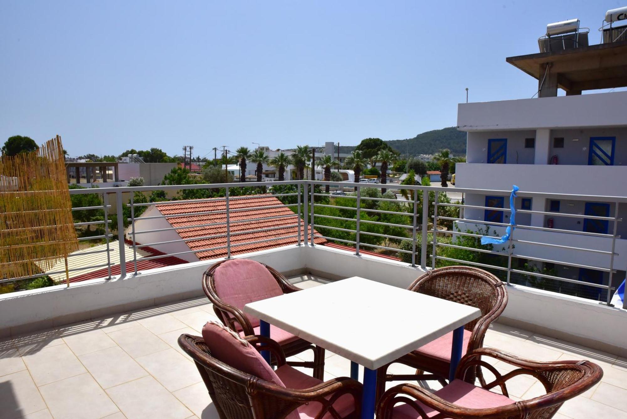 Roseberry Studios Faliraki Luaran gambar