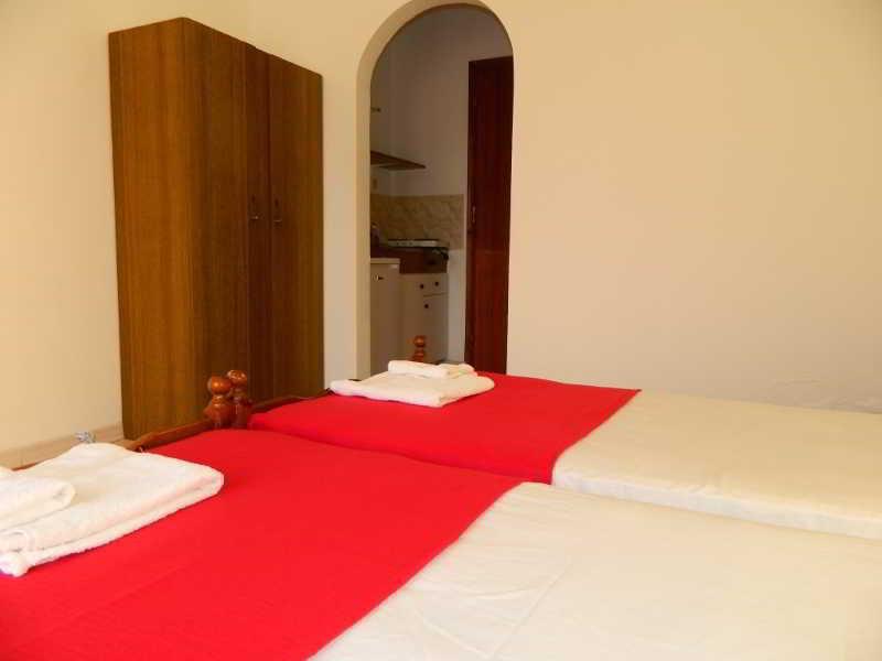 Roseberry Studios Faliraki Luaran gambar