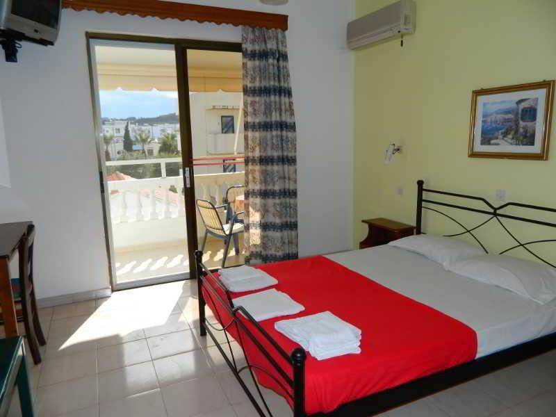 Roseberry Studios Faliraki Luaran gambar