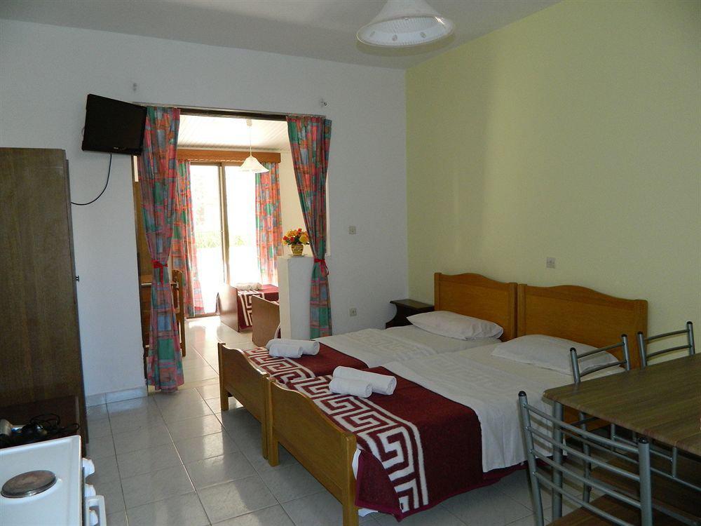 Roseberry Studios Faliraki Luaran gambar